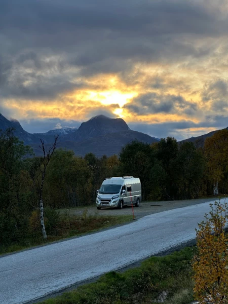 Tourne Peugeot Boxer Wohnmobil - Kvaløya, Norwegen