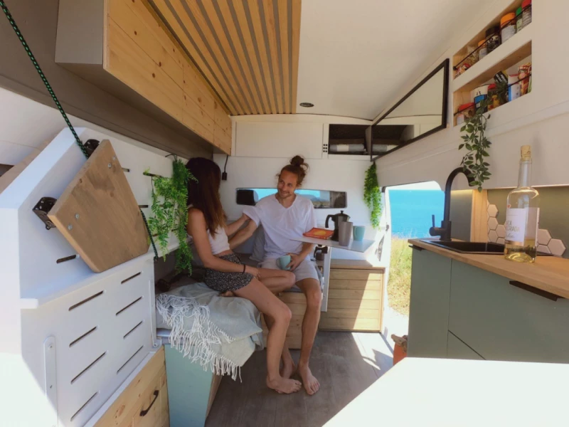 Opel VIVARO Campingbus - Wädenswil, Schweiz