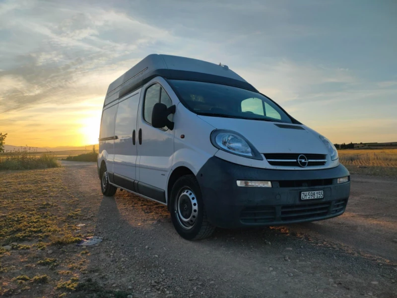 Opel VIVARO Campingbus - Wädenswil, Schweiz