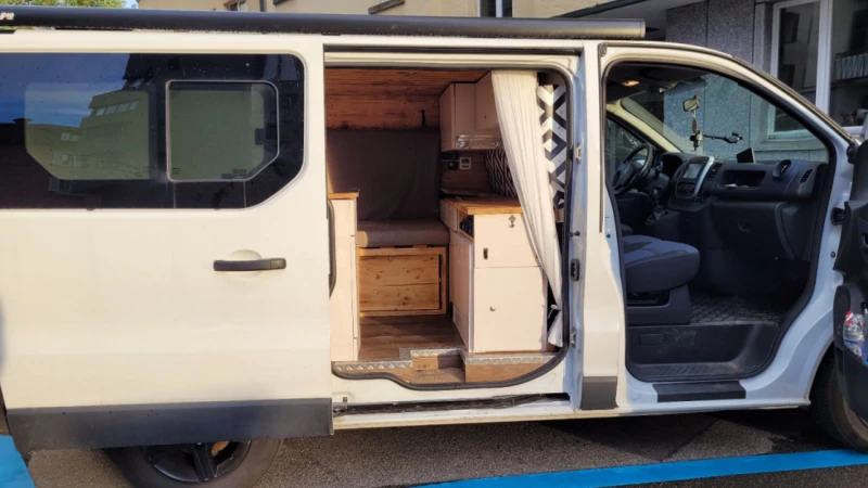 Opel Vivaro Campingbus - Luzern, Schweiz
