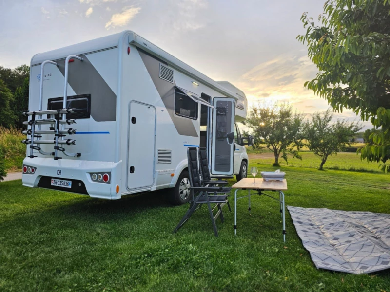 Sun Living A70DK Bobil - Wetzikon, Sveits