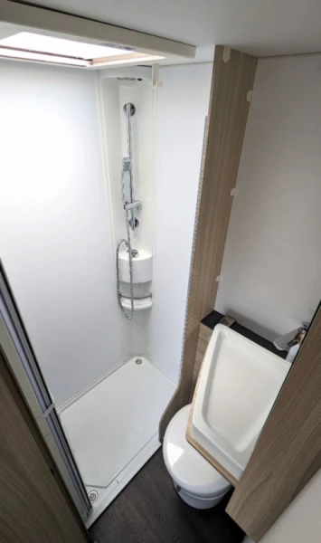 Sun Living A70DK Wohnmobil - Wetzikon, Schweiz