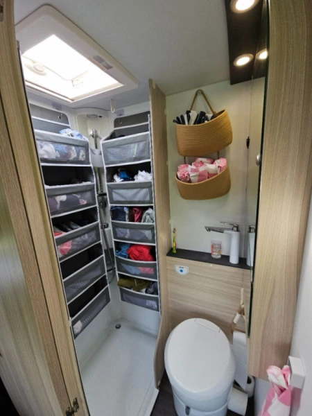 Sun Living A70DK Wohnmobil - Wetzikon, Schweiz