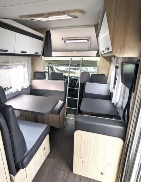 Sun Living A70DK Bobil - Wetzikon, Sveits