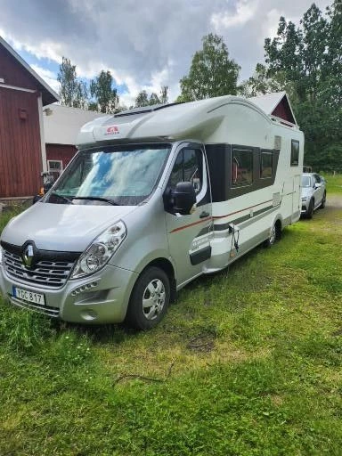Renault Matrix Supreme M 687 SL Wohnmobil - Åseda, Schweden