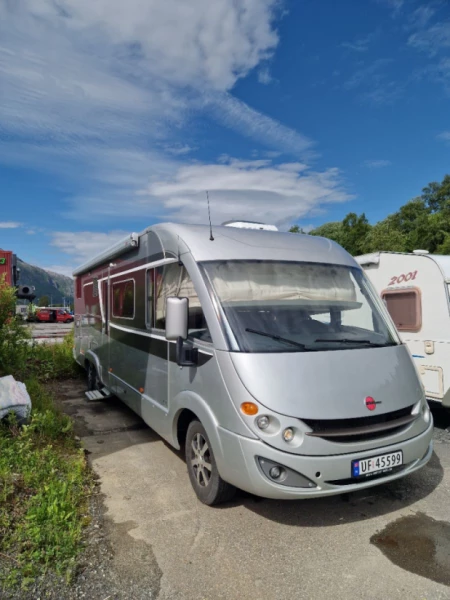 Bürstner Elegance I 821 Wohnmobil - Mosjøen, Norwegen