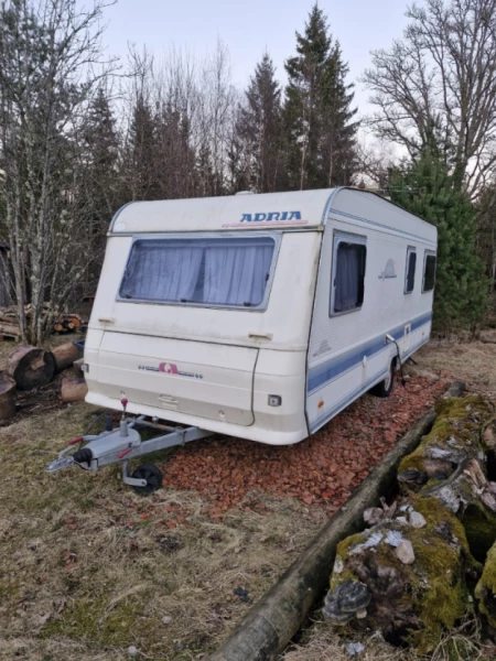 Adria Unica B 562UL Husvagn - Angered, Sverige