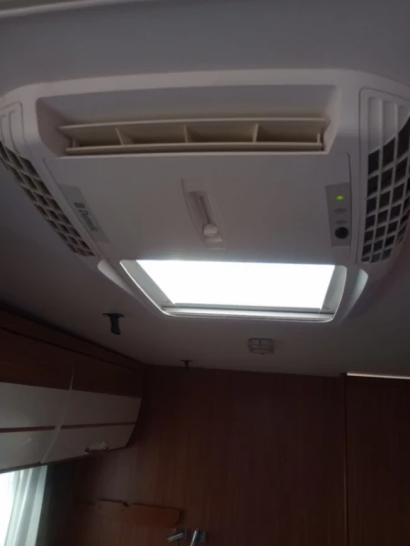 Adria Alpina 743 UD Wohnwagen - Hisings Backa, Schweden