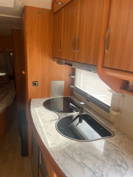 Hobby 560 Kmfe DE Luxe Wohnwagen - Torslanda, Schweden