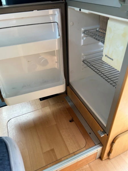 Adria Adriatik Twin Campingbus - Linköping, Schweden