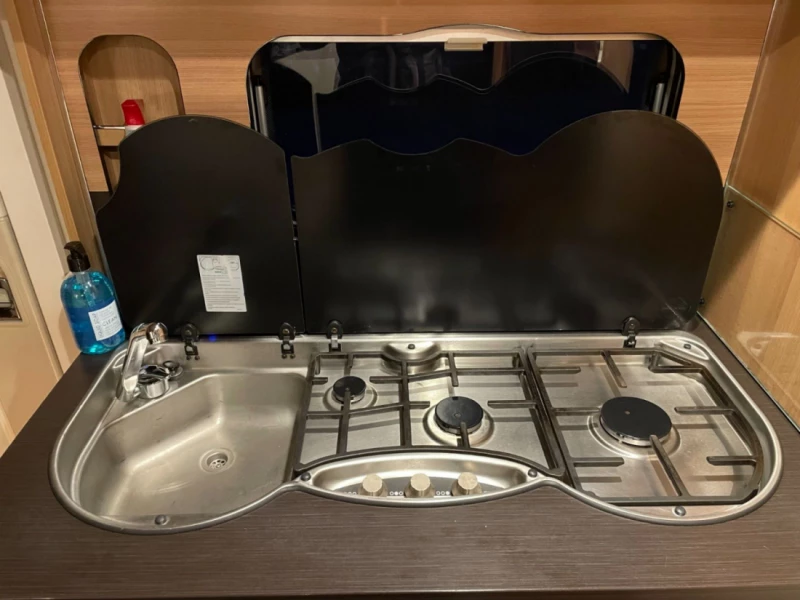 LMC Ducato Lava / Alusta 130 Multijet 2.3 D Wohnmobil - Tervakoski, Finnland