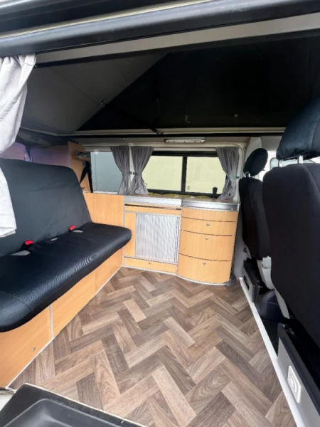 VW California T5 Campervan - Lausanne, Switzerland