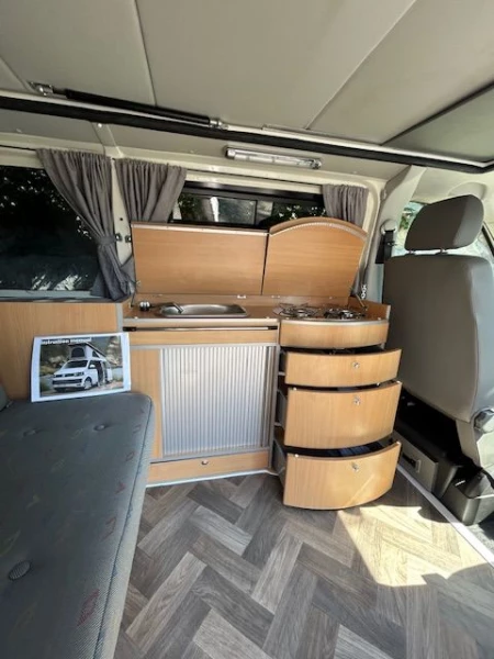 VW California T5 Campervan - Lausanne, Switzerland
