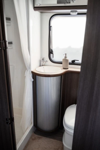 Rimor Rimor Katamarano 14 P-Plus Wohnmobil - Oberhof, Schweiz
