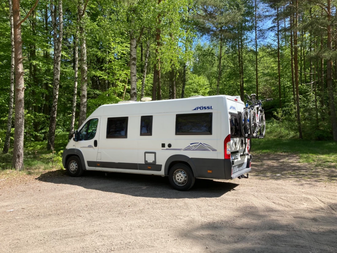 Pössl Road Cruiser Campingbus - Virestad, Schweden