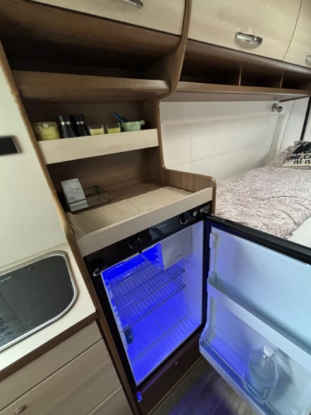 Bravia Mobil Swan Campingbus - Skåla, Norwegen