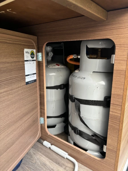 Bravia Mobil Swan Campingbus - Skåla, Norwegen