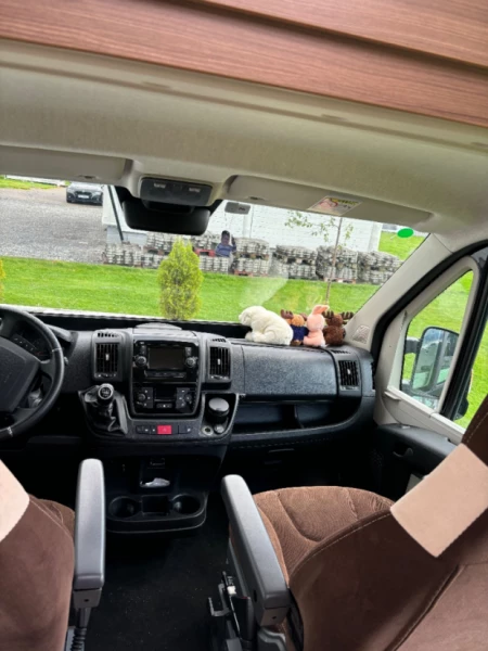 Bravia Mobil Swan Campingbus - Skåla, Norwegen