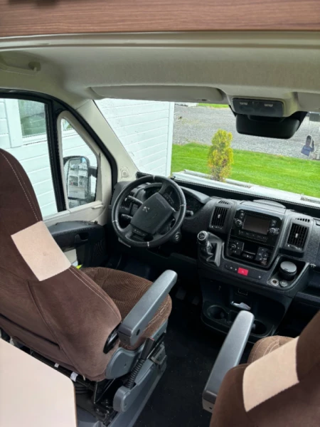 Bravia Mobil Swan Campingbus - Skåla, Norwegen