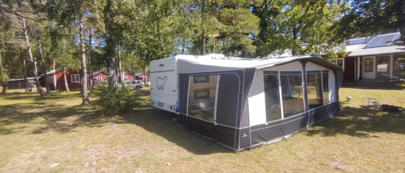 Polar 590 Wohnwagen - Vårgårda, Schweden