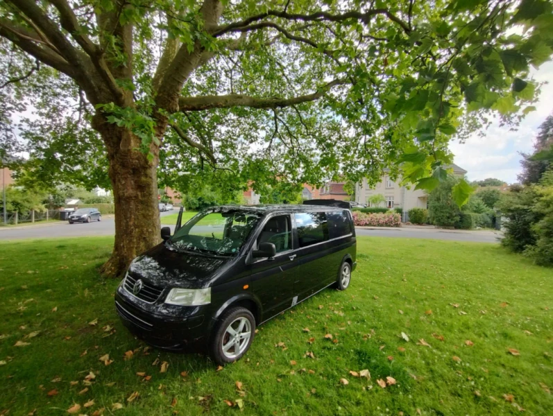 VW Transporter T5 Skåp 2.5 TDI Campingbus - 5 minutter fra Brønshøj tov og bus plads., Dänemark