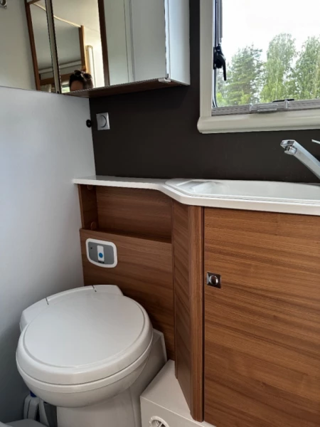 Adria Matrix M 670SL Wohnmobil - Avesta, Schweden