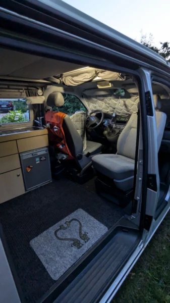 VW T5 Transporter 2L TDI (102PS) Campingbus - Neukirch, Schweiz