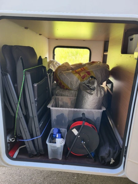Carado T338 Wohnmobil - Sierre, Schweiz
