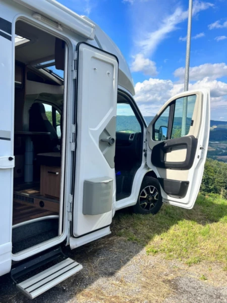 Knaus R16 Wohnmobil - Nussbaumen, Schweiz