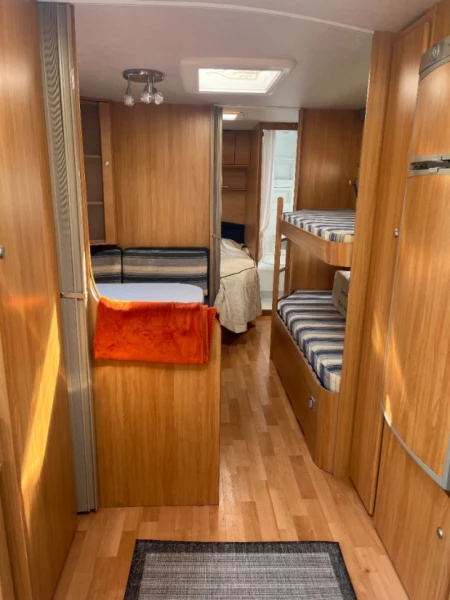 Adria Classica 743 UT Wohnwagen - Lødingen, Norwegen