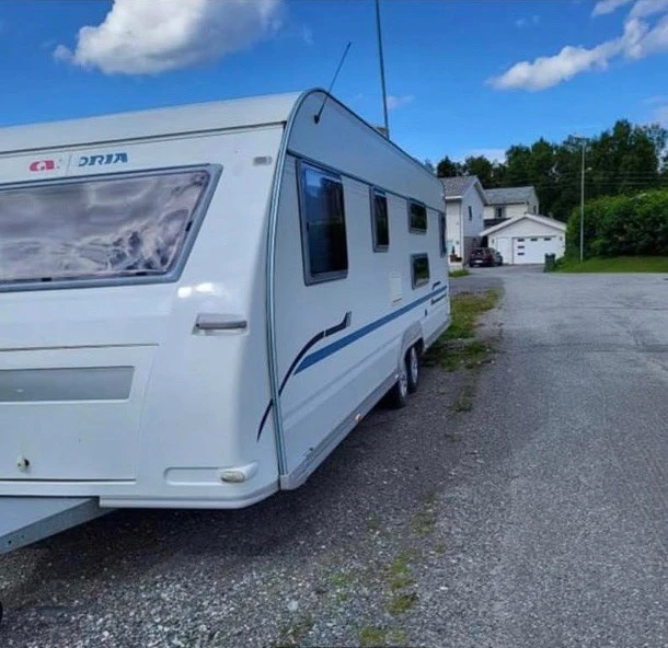 Adria Classica 743 UT Wohnwagen - Lødingen, Norwegen