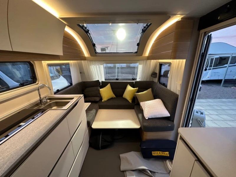 Adria ADRIA ADORA 572 UT Wohnwagen - Rimbo, Schweden