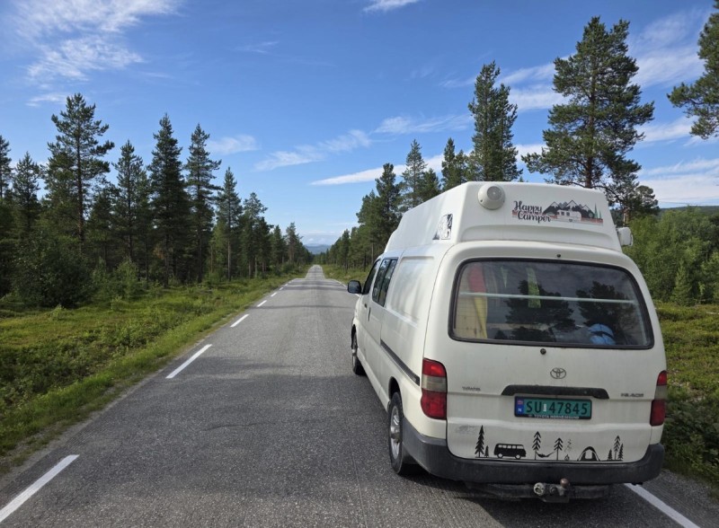 Toyota Hiace 4WD Campervan - Tromsø, Norge