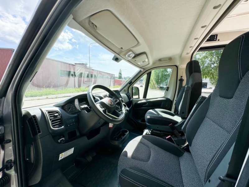 Carado Carado CV640 PRO Automaatti Campingbus - Vantaa, Finnland