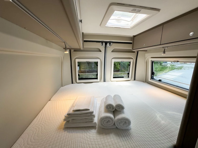 Carado Carado CV640 PRO Automaatti Campingbus - Vantaa, Finnland