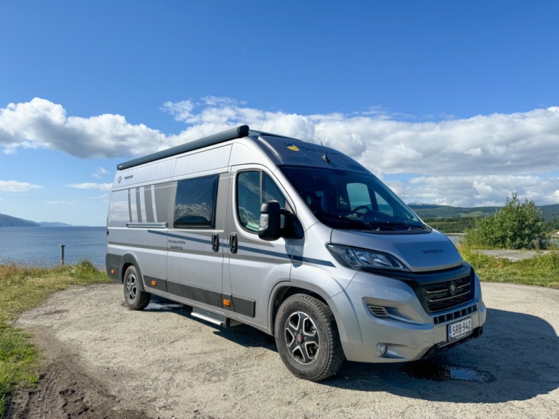 Carado Carado CV640 PRO Automaatti Campingbus - Vantaa, Finnland