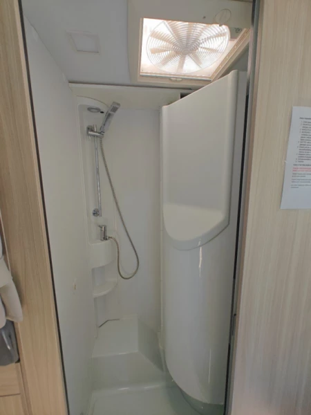 Adria Compact Supreme SL Wohnmobil - Akaa, Finnland