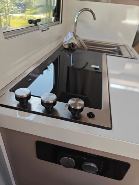 Adria Compact Supreme SL Wohnmobil - Akaa, Finnland