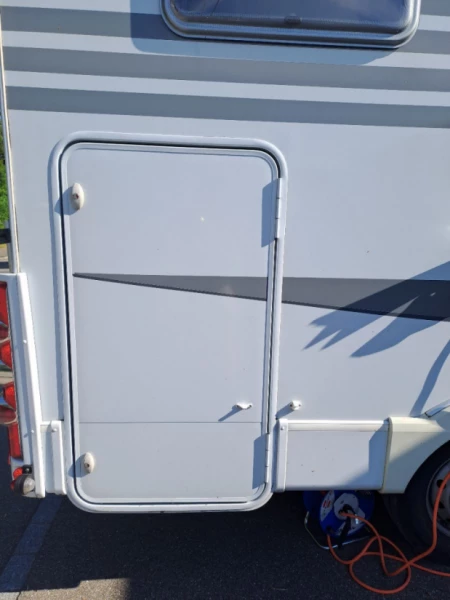 Carado T134 Wohnmobil - Rümlang, Schweiz