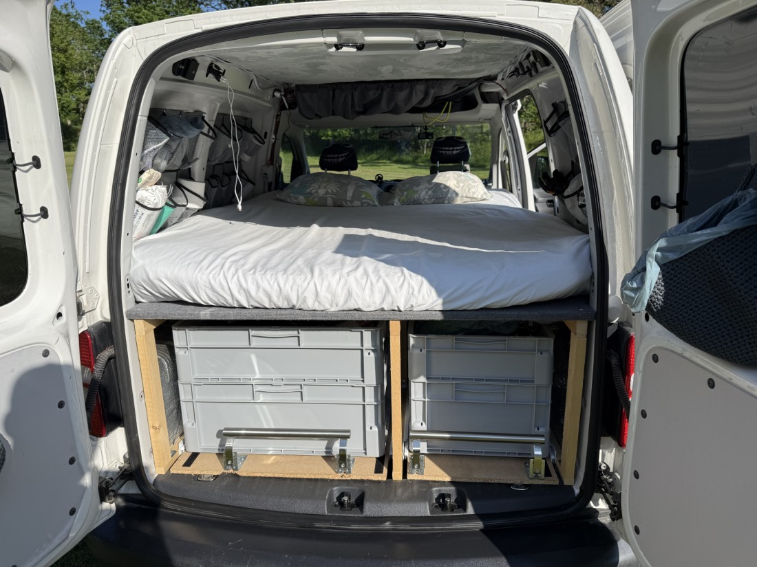 VW Caddy Bybobil - Stockholm, Sverige