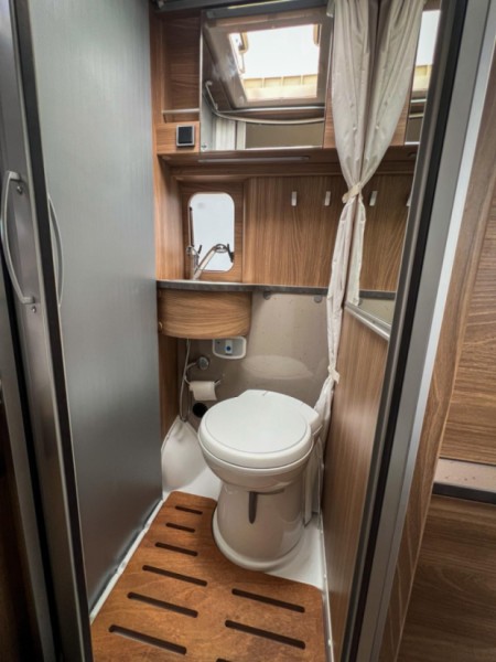 Carado Vlow600 Campingbus - Birsfelden, Schweiz