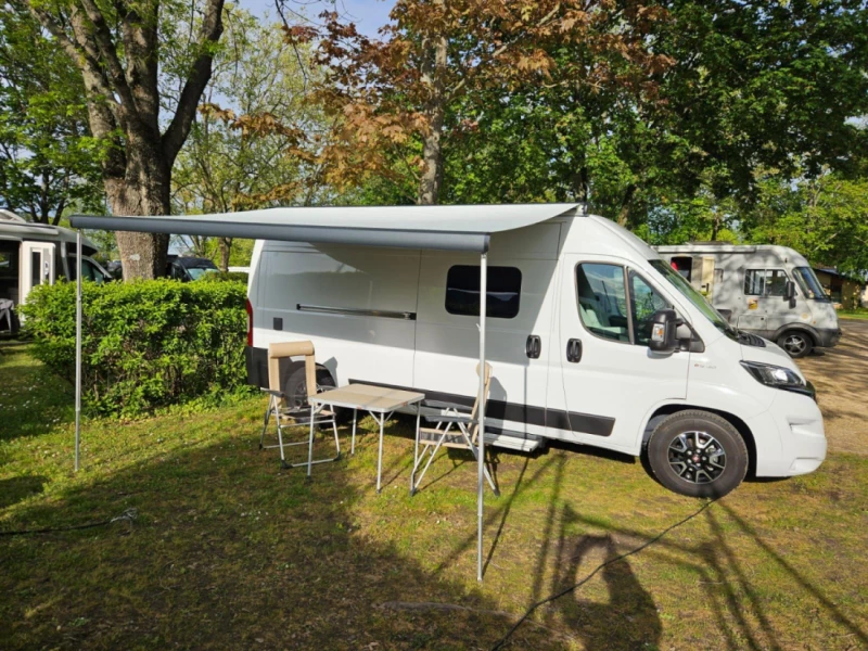 Carado Vlow600 Campingbus - Birsfelden, Schweiz