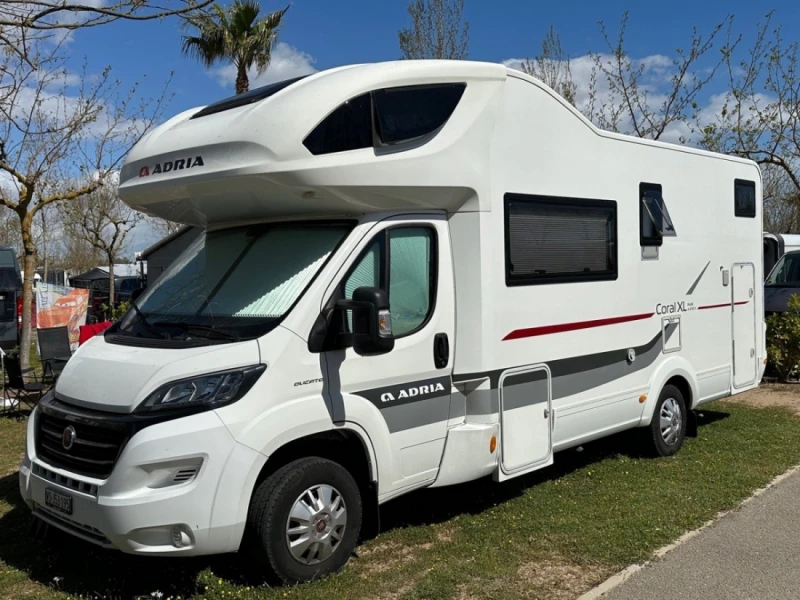 Adria Coral XL Plus A 670 DK Wohnmobil - Saint-George, Schweiz