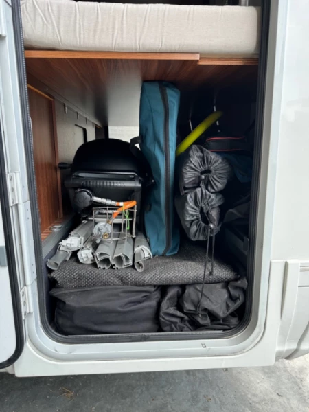 Adria Coral XL Plus A 670 DK Wohnmobil - Saint-George, Schweiz