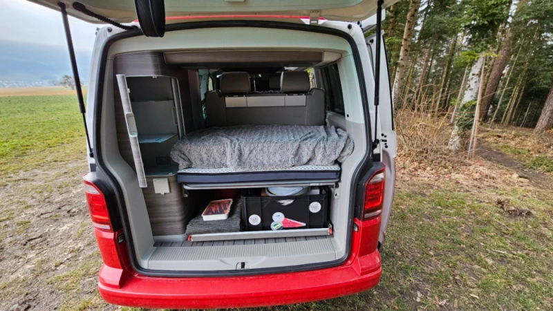 VW T6 Campingbus - Courtételle, Schweiz