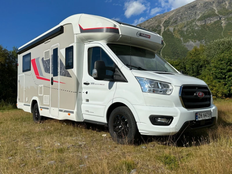 Challenger 328 Graphite Wohnmobil - Olderdalen, Norwegen