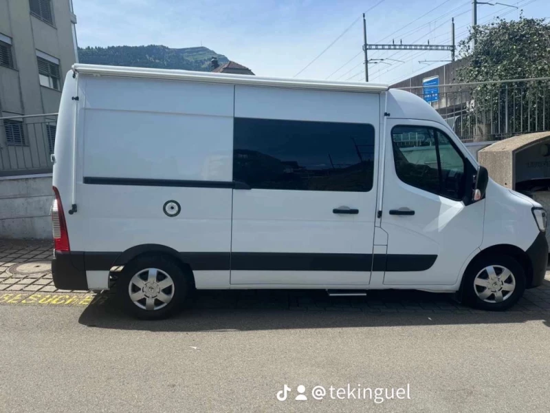 Renault Master Campingbus - Goldau, Schweiz
