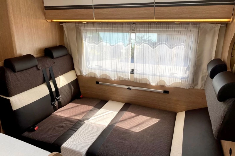 Sunlight Capron A70 Wohnmobil - Suhr, Schweiz