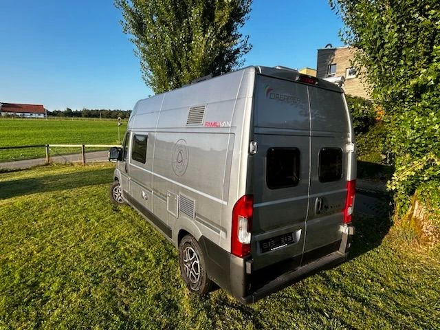 Dreamer Select Family Van (6m 5 Plätze) Campingbus - Lippoldswilen, Schweiz