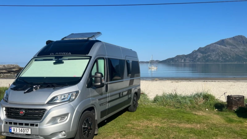 Adria Twin 600 SPB Campingbus - Krokelvdalen, Norwegen